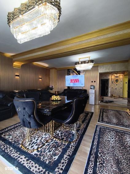 Casă cu 6 camere cu Teren 250 Mp în Tomis II