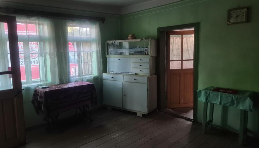Casă individuală cu 3 camere cu Teren 1048 Mp în Valea Seacă