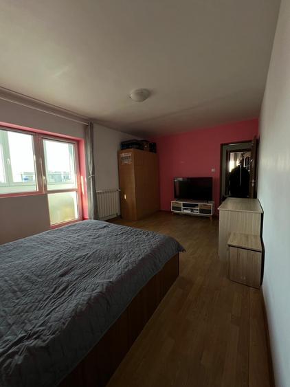 Apartament cu 2 camere decomandat în Între Lacuri
