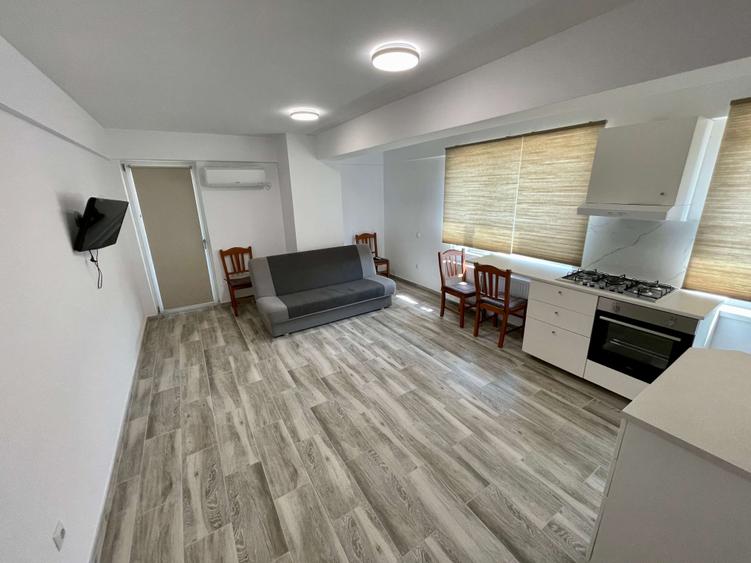 Apartament cu 2 camere semidecomandat în Tătărași