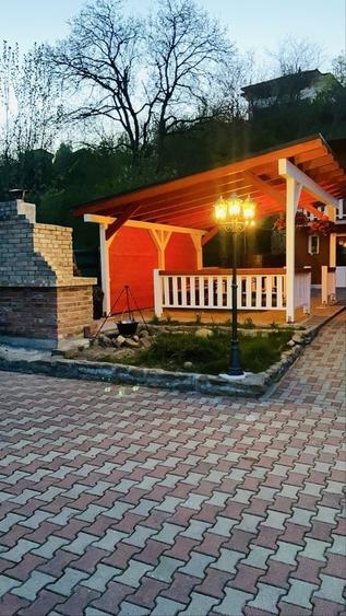Casă individuală cu 5 camere cu Piscina în Feleacu