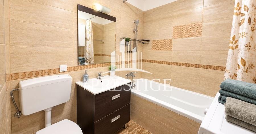 Apartament cu 2 camere semidecomandat, mobilat în Lazaret