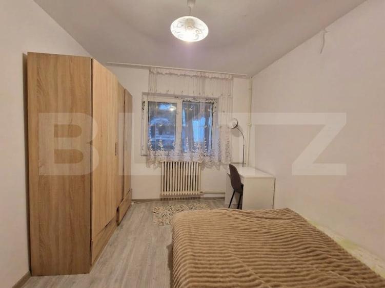 Apartament cu 3 camere decomandat, mobilat în Zorilor