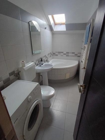 Garsonieră decomandată în Soarelui