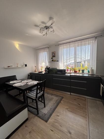 Apartament cu 3 camere în Florești