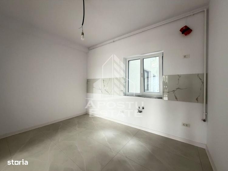 Apartament cu 3 camere, loc de parcare, la parter, in Giroc - 2
