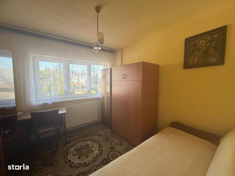 Apartament cu 2 camere decomandat în Calea Dumbrăvii