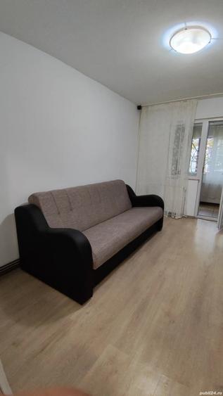 Garsonieră decomandată în Războieni