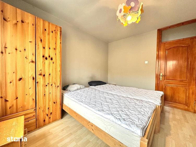 Apartament cu 4 camere decomandat în Central