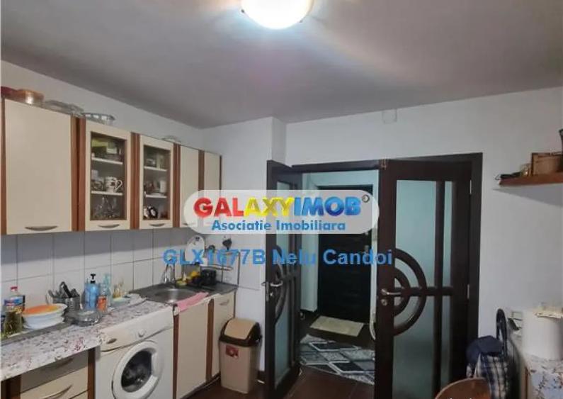 Apartament cu 2 camere decomandat în 13 Septembrie