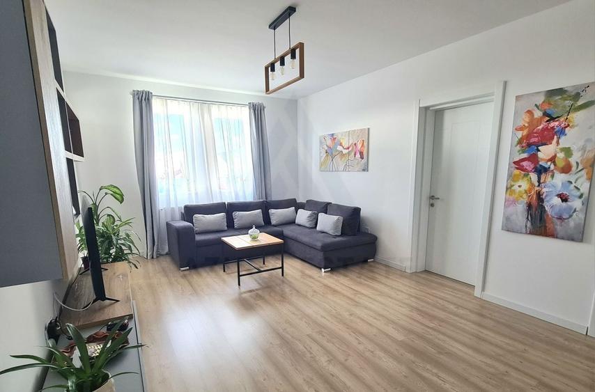 Apartament cu 2 camere decomandat, mobilat în Lazaret