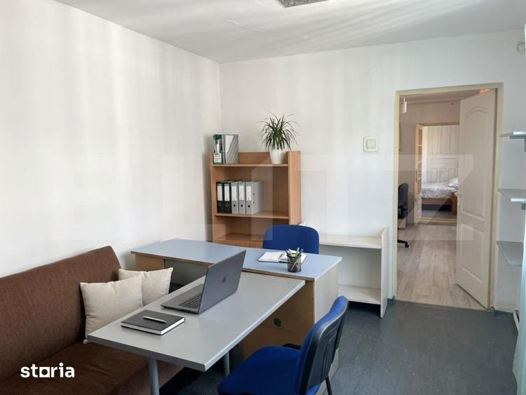 Casă cu 9 camere cu Teren 111 Mp în Brazda lui Novac
