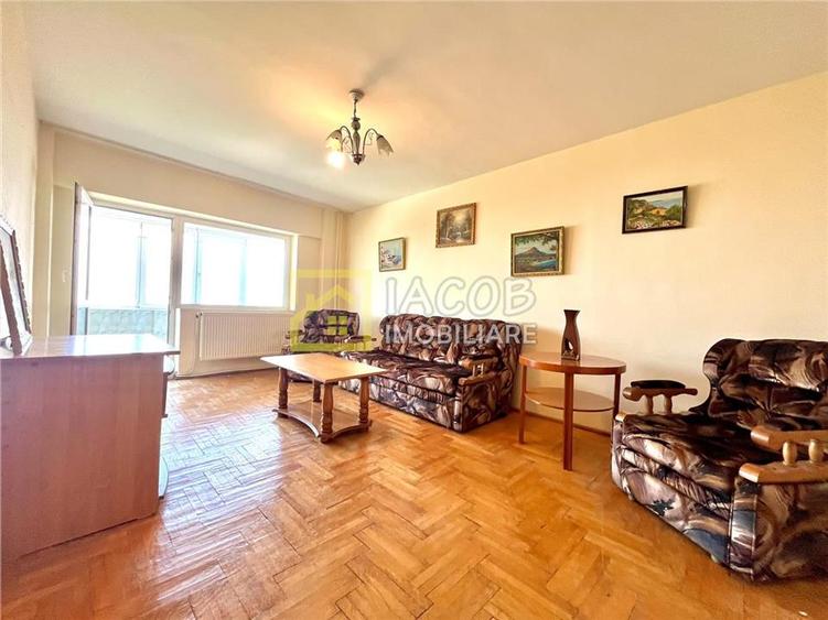 Apartament cu 2 camere decomandat în Ultracentral