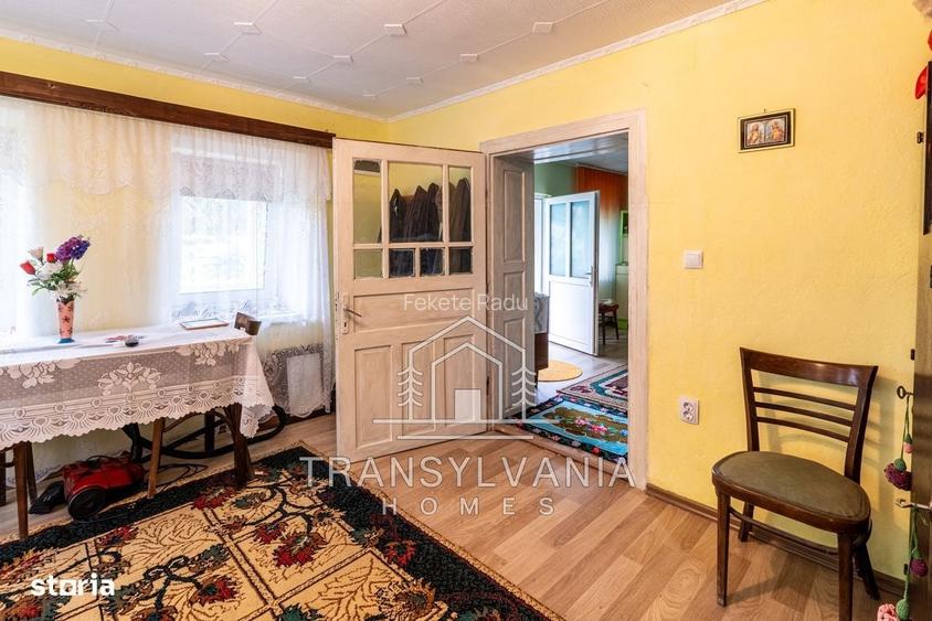 Casa renovata cu teren de 1.425 mp de vanzare in Nasal, com Taga