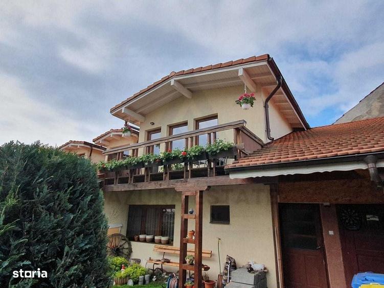 Casă cu 4 camere cu Teren 336 Mp în Piața Cluj