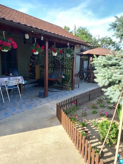 Casă cu 2 camere cu Teren 624 Mp în Central