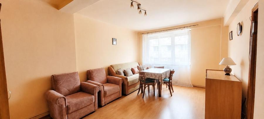 Apartament cu 2 camere semidecomandat în Semicentral
