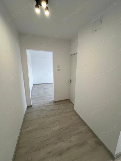 Apartament cu 2 camere semidecomandat în Sud