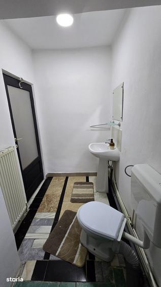 Casă cu 2 camere cu Canalizare în Chitila