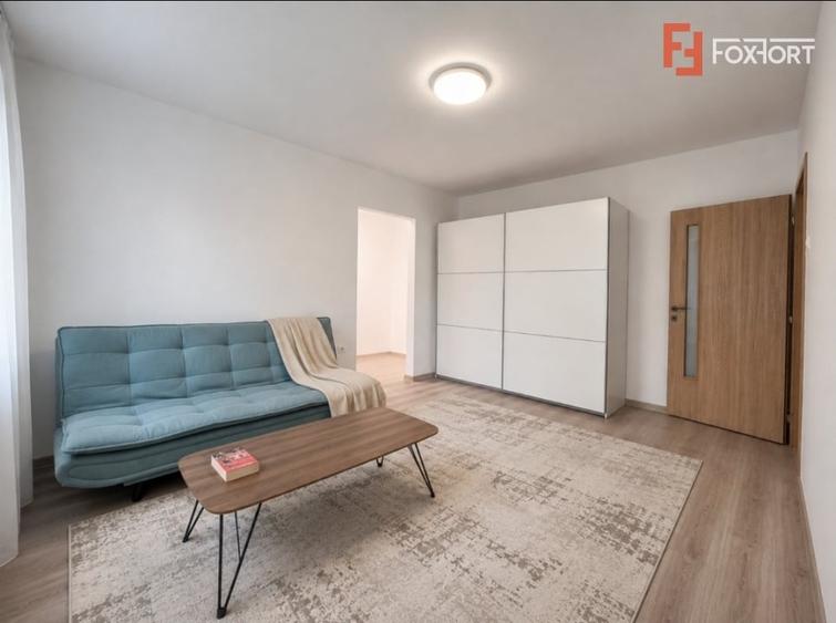 Apartament cu 2 camere semidecomandat, mobilat în Podgoria