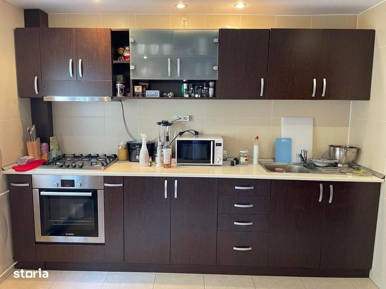 Apartament cu 3 camere decomandat în Doamna Ghica