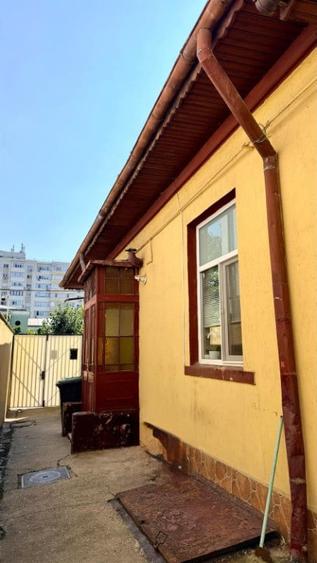 Casă cu 4 camere cu Teren 206 Mp în Lacul Tei