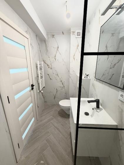 Apartament cu 3 camere decomandat în Copou
