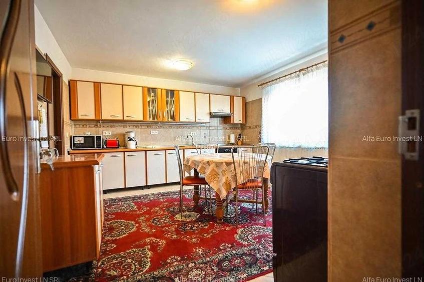 Casă cu 5 camere cu Teren 650 Mp în Sânpetru