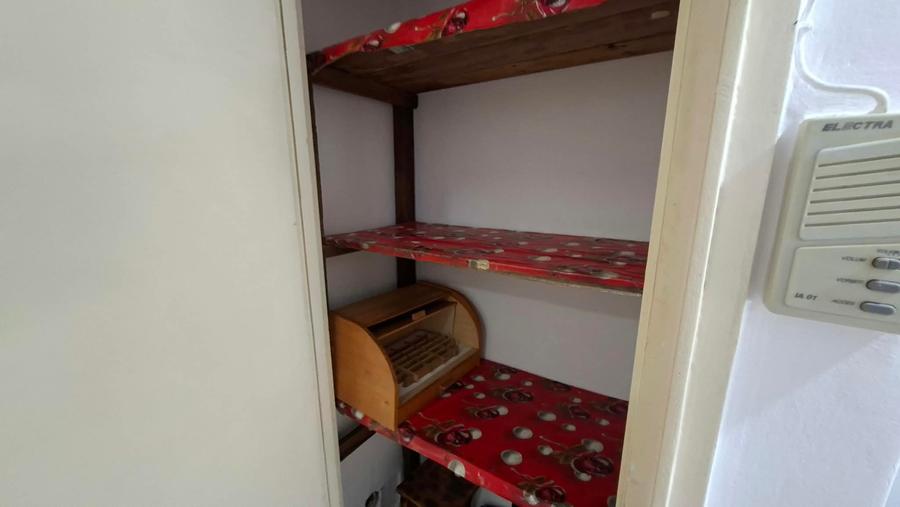 Garsonieră decomandată în 1848
