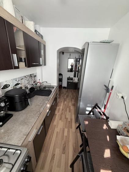 Apartament cu 2 camere semidecomandat în George Enescu