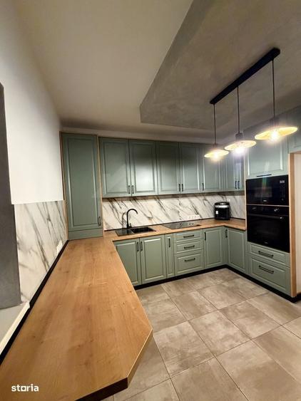 Casă cu 4 camere cu Teren 400 Mp în Central