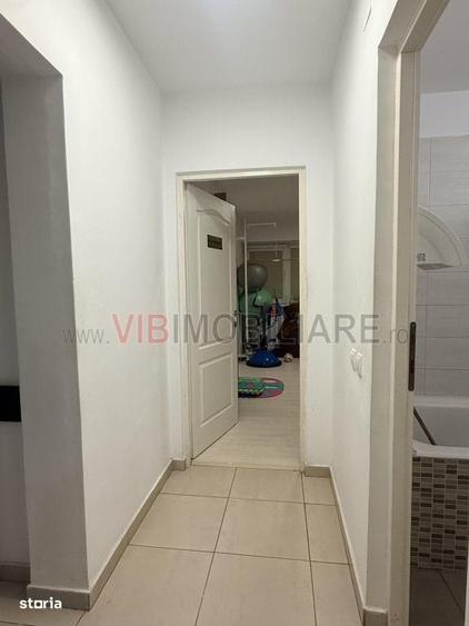 Apartament cu 3 camere în Mihai Bravu