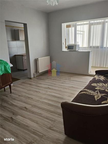 Garsonieră decomandată, mobilată în Radu Negru