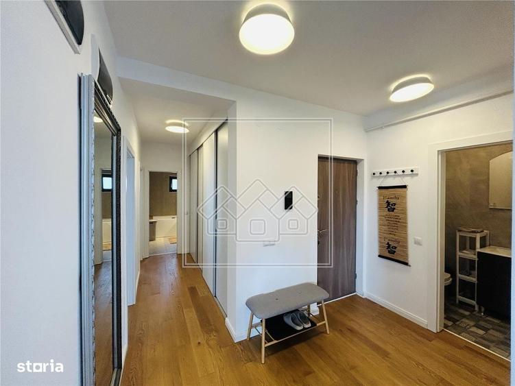 Apartament cu 3 camere în Șelimbăr