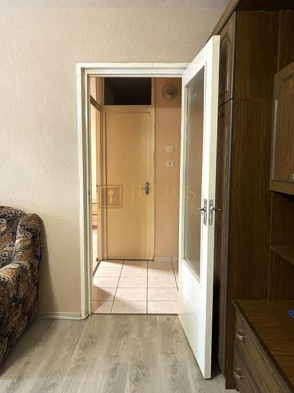 Apartament cu 2 camere semidecomandat, mobilat în Elisabetin