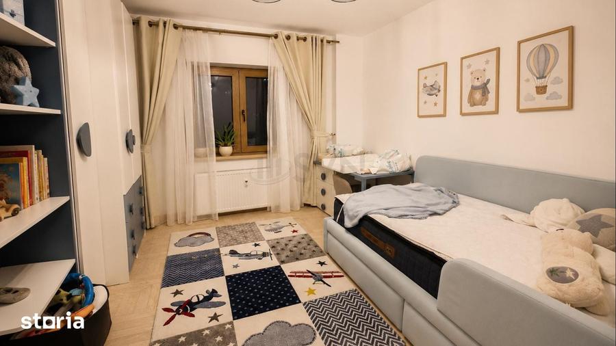 Apartament cu 4 camere în Aviației