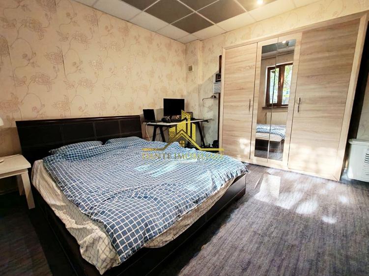 Apartament cu 3 camere semidecomandat, mobilat în Între Lacuri