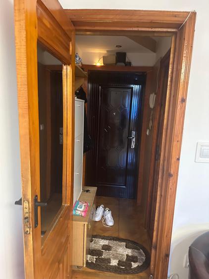 Apartament cu 2 camere decomandat în Piața