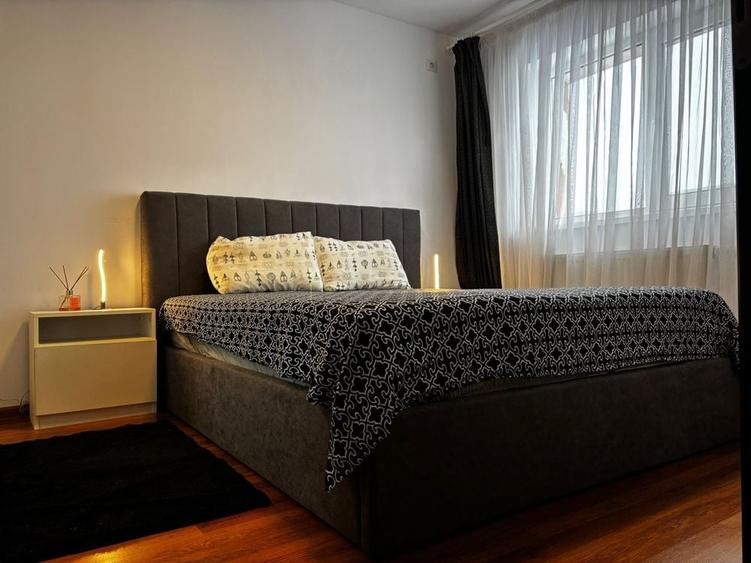 Apartament cu 2 camere semidecomandat în Exterior Vest