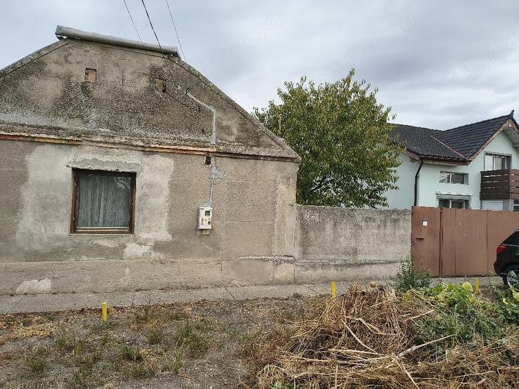 Casă cu Teren 814 Mp în Becicherecu Mic