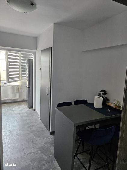 Apartament cu 2 camere decomandat în Miorița
