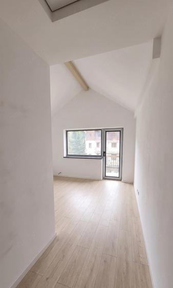 Apartament cu 2 camere decomandat în Zamora