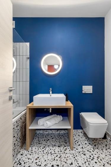 Apartament cu 3 camere decomandat, mobilat în Tineretului