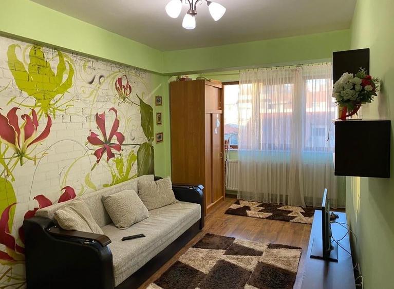 Apartament cu 2 camere semidecomandat în Vest