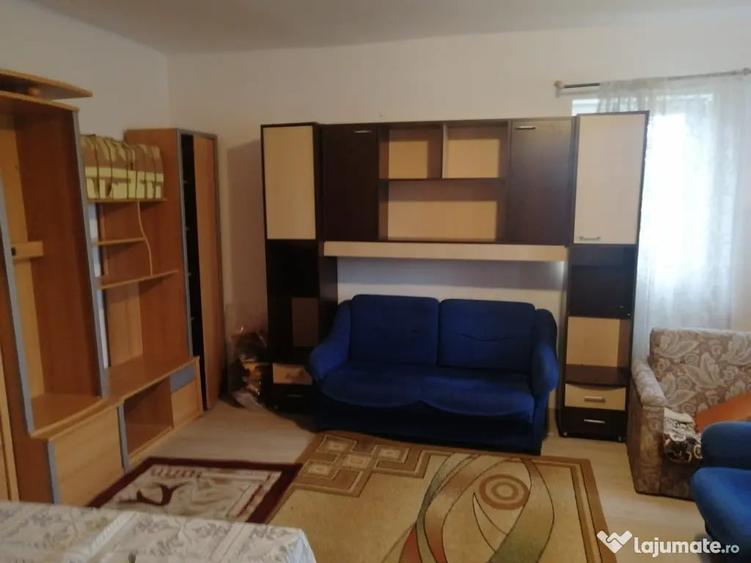 Casă cu 3 camere în Sânmihaiu Almașului