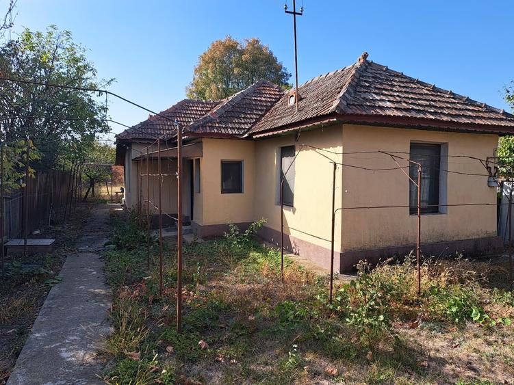 Casă cu teren 400 mp –  lângă Piața Buftea - 4