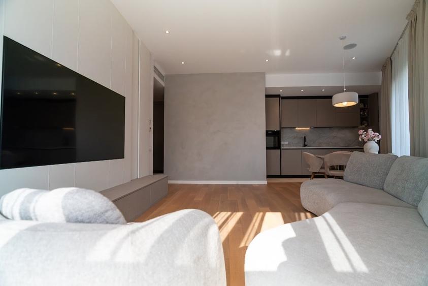 Apartament cu 3 camere decomandat, mobilat în Floreasca