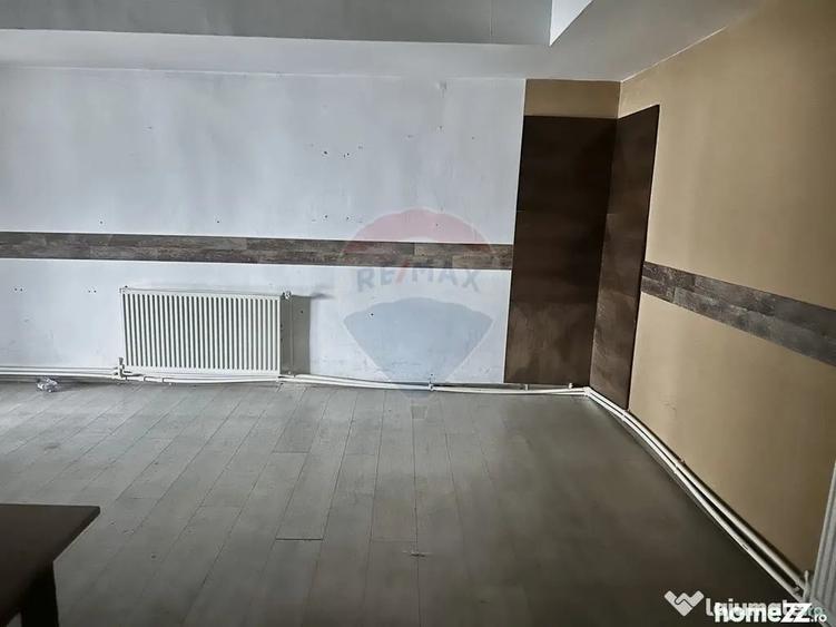Spațiu comercial, de 166 mp, în Calea Romanului