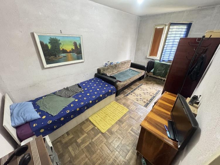 Apartament 3 camere zona Km 4 5 - 3