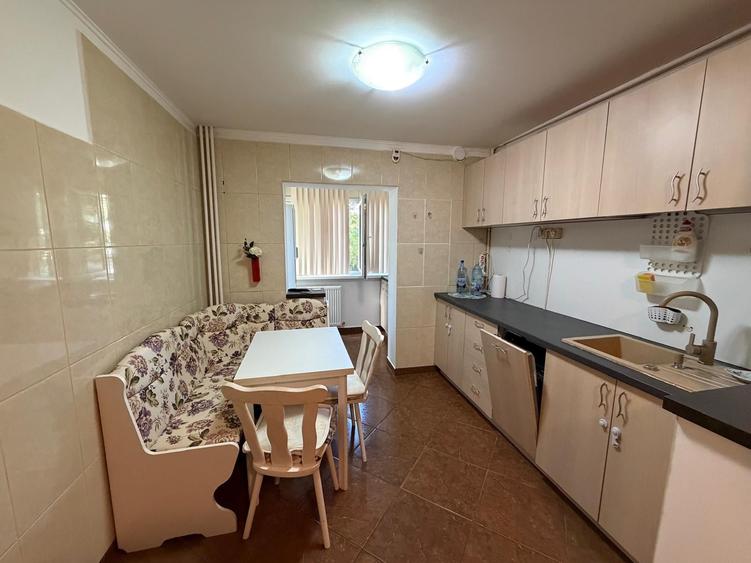 Apartament cu 2 camere decomandat în Brâncoveanu